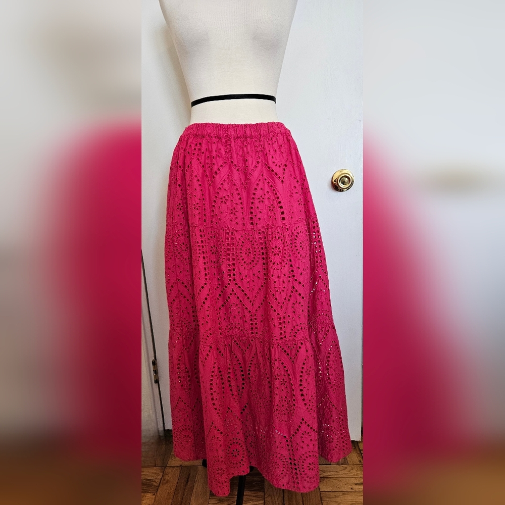 Elegant Pink Eyelet Skirt